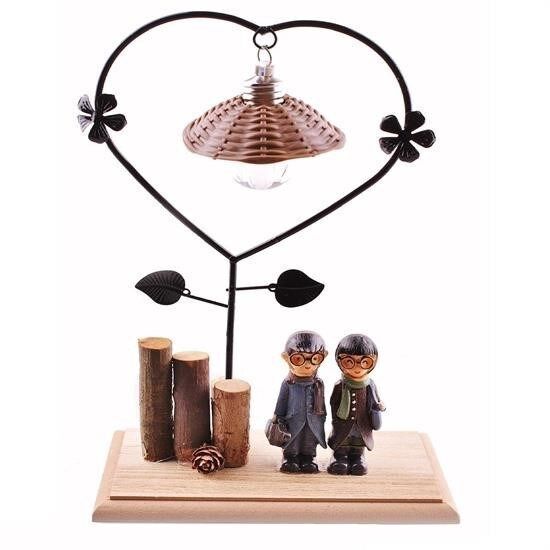 KanguruMarkt® Pilli Işıklı Romantik Çift Tema Büyük Boy Dekoratif Ahşap Biblo