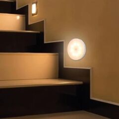 KanguruMarkt® Hareket Sensörlü Usb Şarjlı Spot Lamba Mıknatıslı ve Yapışkanlı Gün Işığı Renk Led