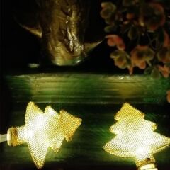 KanguruMarkt® Metal Örgülü Çam Ağacı Şeklinde Günışığı Şerit Led Işık Zinciri