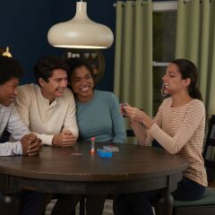 KanguruMarkt® Konuş Bakalım Oyunu Söyle Bakalım Oyunu Bol Kahkahalı Aile Kutu Oyunu Kum Saatli