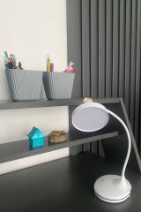 Dokunmatik 3 Farklı LED Işıklı Çalışma Masası Lamba