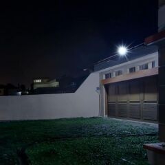 KanguruMarkt® Dış Mekan ve Kamp İçin USB İle Şarj Olan 4 Farklı Işık Modlu Güçlü  Projektör Lamba 200W 3600 Mah