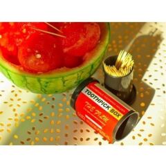 KanguruMarkt® Dörtgen Fotoğraf Filmi Şeklinde Kürdanlık Kürdan Tutucu Kutu