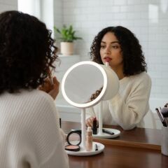 LED Işıklı Yuvarlak Makyaj Aynası – Dokunmatik Ayarlanabilir