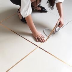 KanguruMarkt® 50 Metre Fayans Arası Şerit Dekoratif Yapışkan Renkli Dekor Su Geçirmez Sızdırmaz Altın Bant