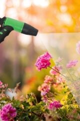 KanguruMarkt® 2 Fonksiyonlu 5li Bahçe Tarla Otomatik Sulama Tabancası Seti Hortum Bağlantısı Aparatı