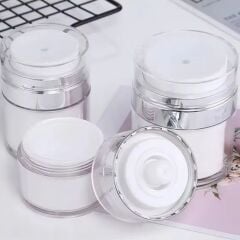 KanguruMarkt®  Hava Pompalı Doldurulabilir Vakumlu Krem,Fondoten Sıvı Kozmetik Ürün Şişesi