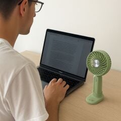 KanguruMarkt® Masa Üstü Standlı USB ile Şarj Olabilen 3 Ayarlı Fan Modlu Çanta Tipi El Fanı