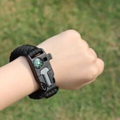 KanguruMarkt®  5'i 1 Arada Çok Fonksiyonlu Hayatta Kalma Bilekliği Pusula, Düdük, Çakmak Taşı ve Şemsiye İpi Bileklik